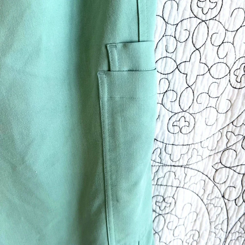 Figs‎ Axim Cargo Technical Collection Scrubs Bottoms Men's  XL